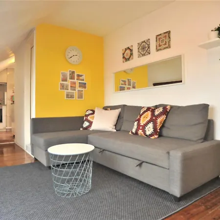 Santos - Upper Loft With River View Lisboa