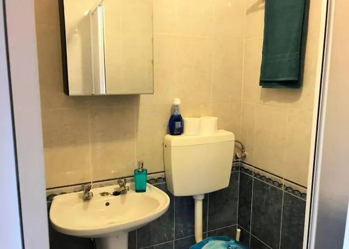 Santos - Upper Loft With River View * Lisbon