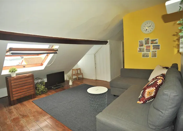 Santos - Upper Loft With River View