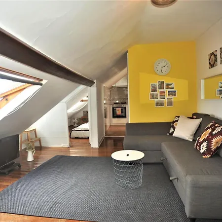 Santos - Upper Loft With River View * Лісабон